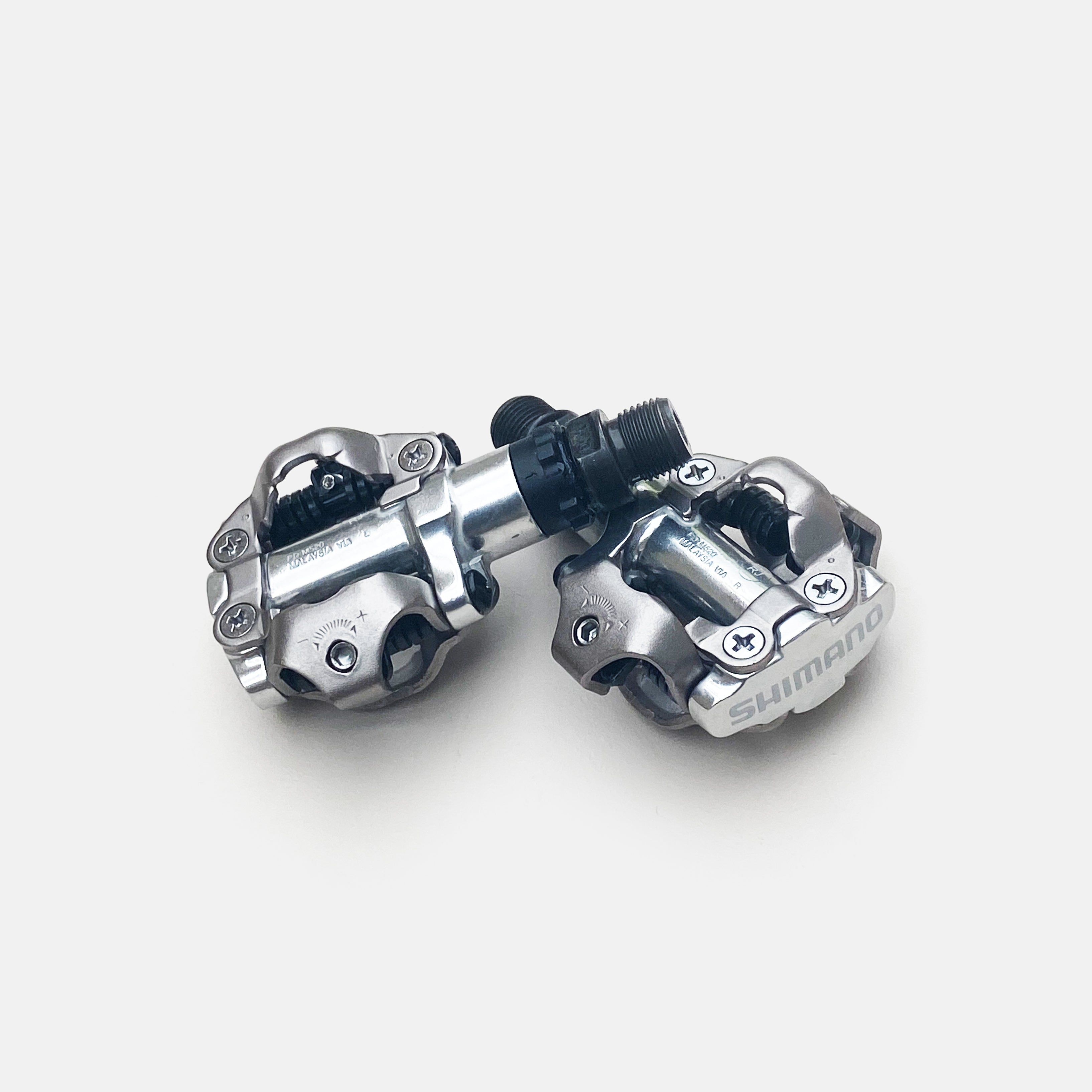 Shimano m520 pedals weight on sale